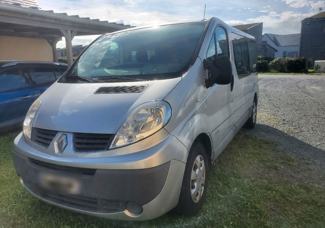 Trafic l2 long 1,6 dci 115cv zen 9 places 92000km